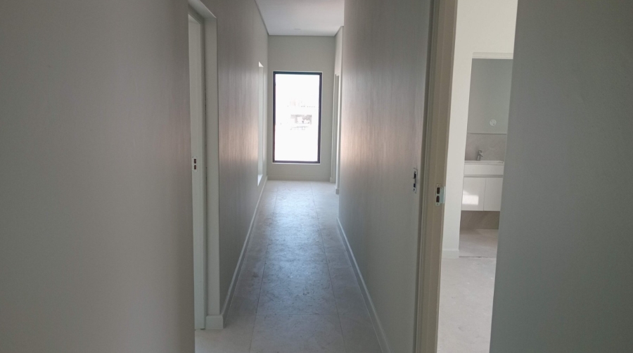 4 Bedroom Property for Sale in Sandown Western Cape